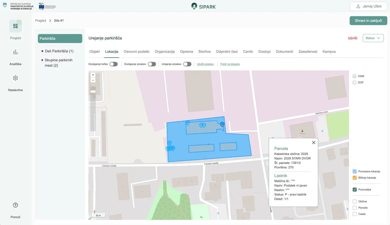 OpenLayers interactive map canvas with drawing tools